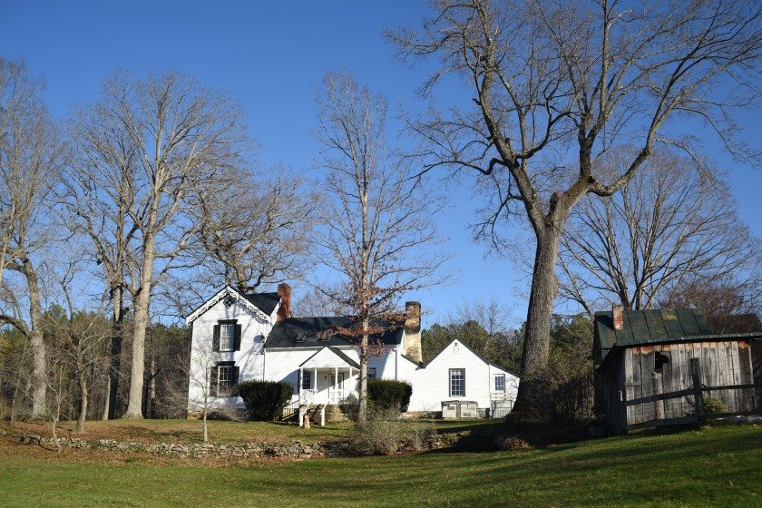 3 Bedroom Log Cabin in Rappahannock County